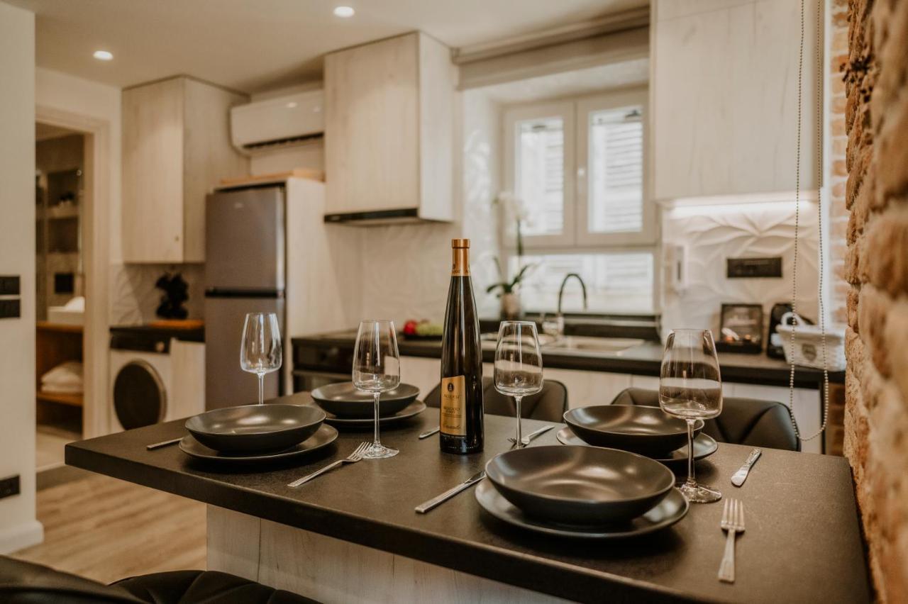 Palazzino Veneziano Luxury Apartment Corfu (city)
